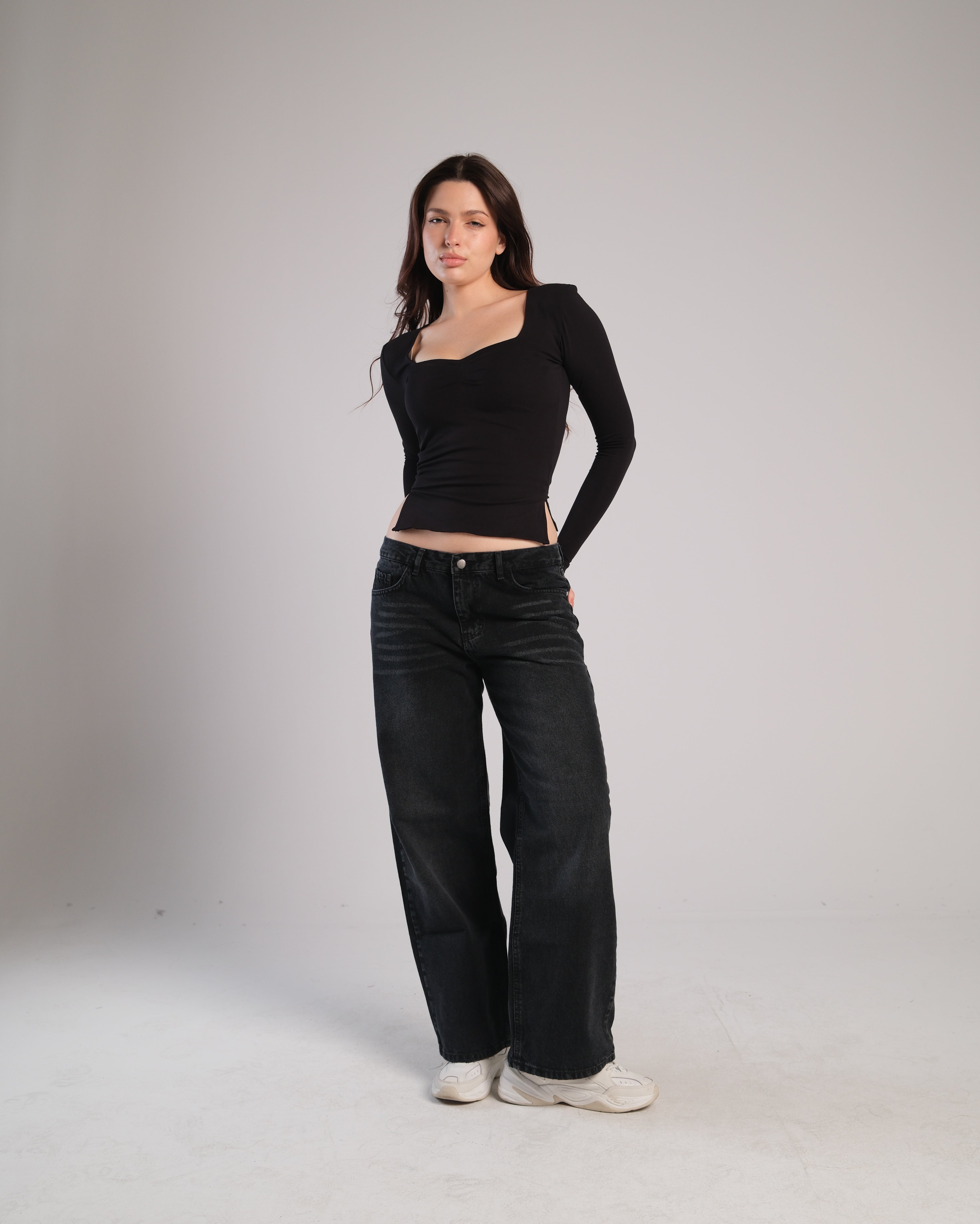 Heart Neckline Long Sleeve Contour Top