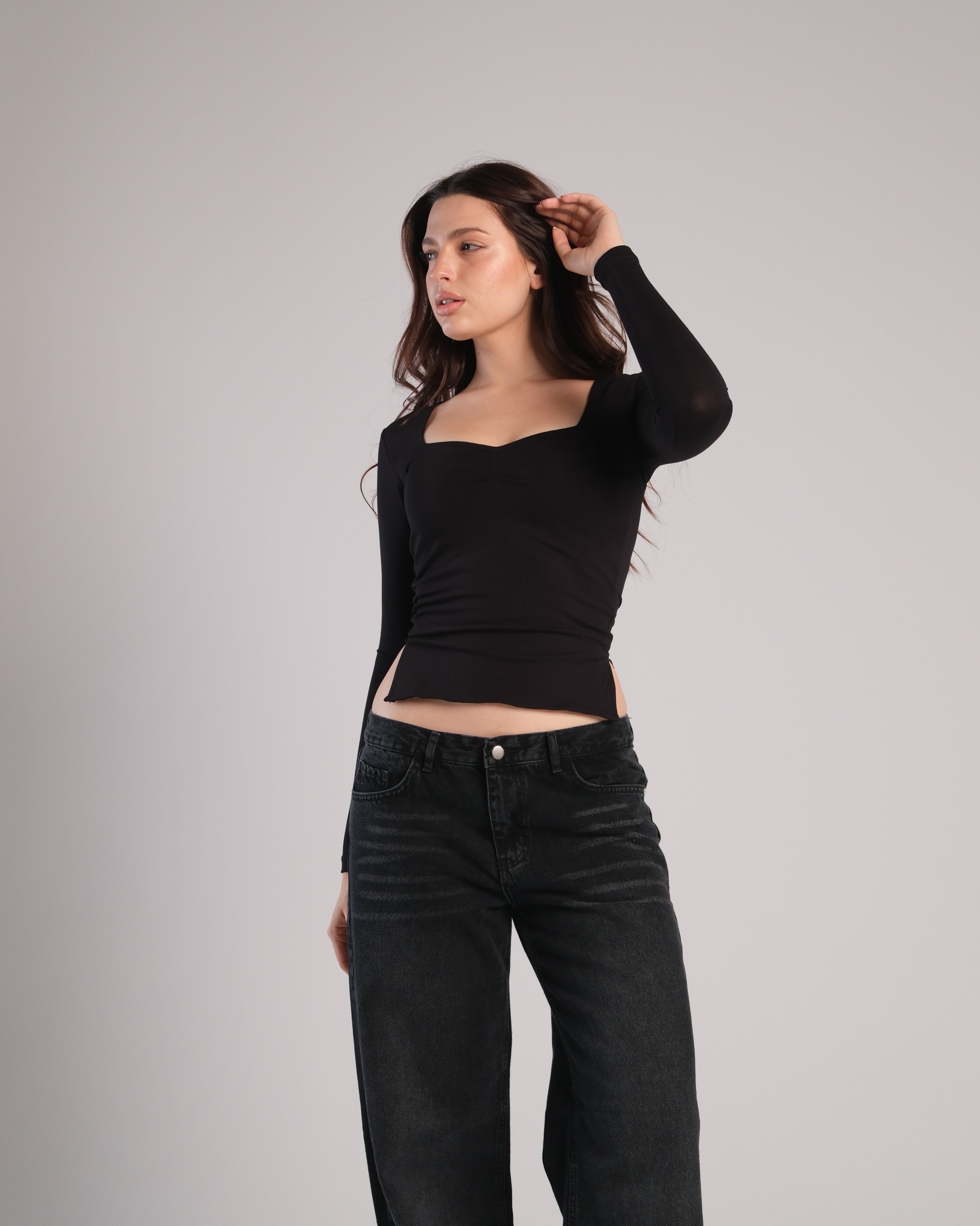 Heart Neckline Long Sleeve Contour Top
