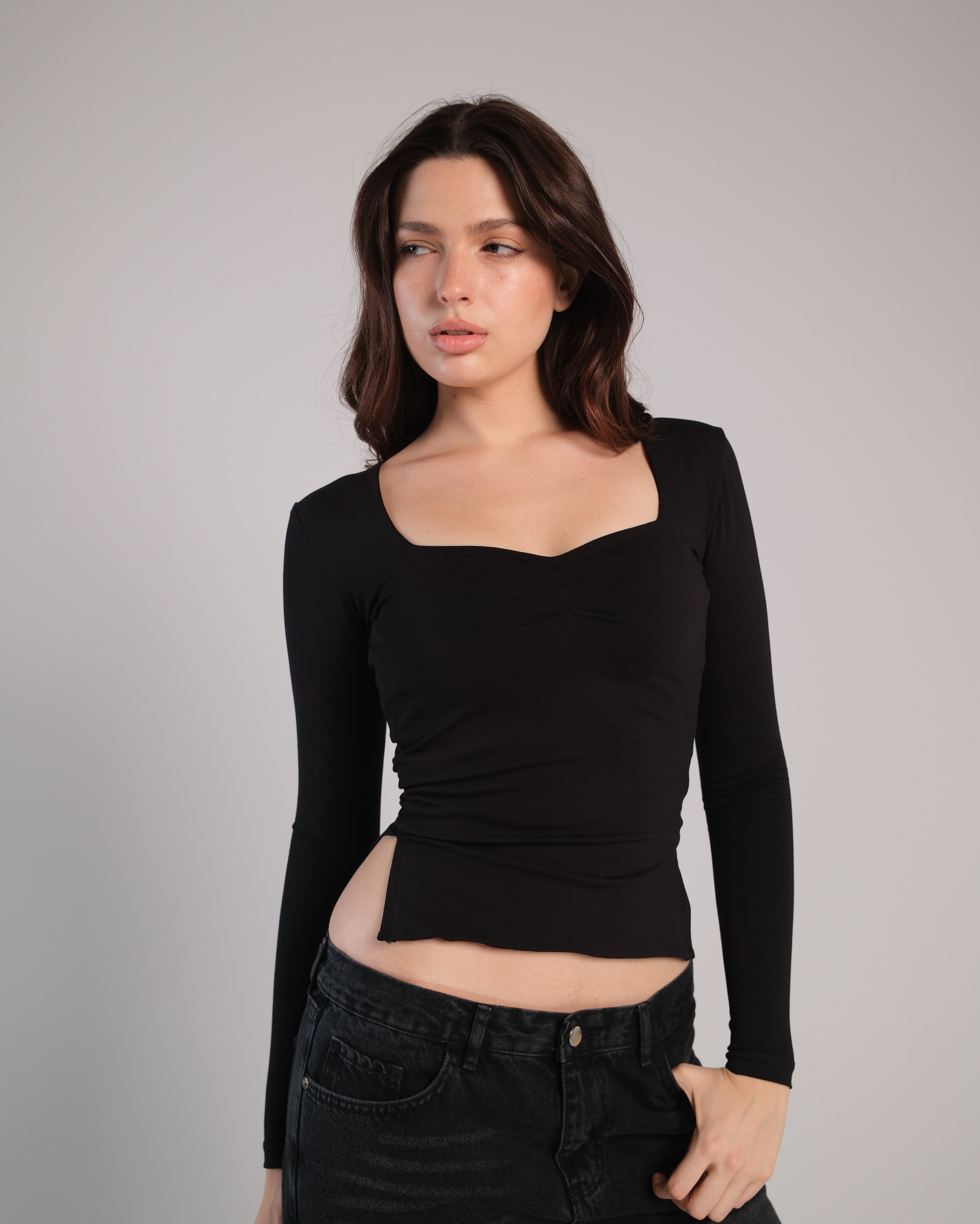 Heart Neckline Long Sleeve Contour Top
