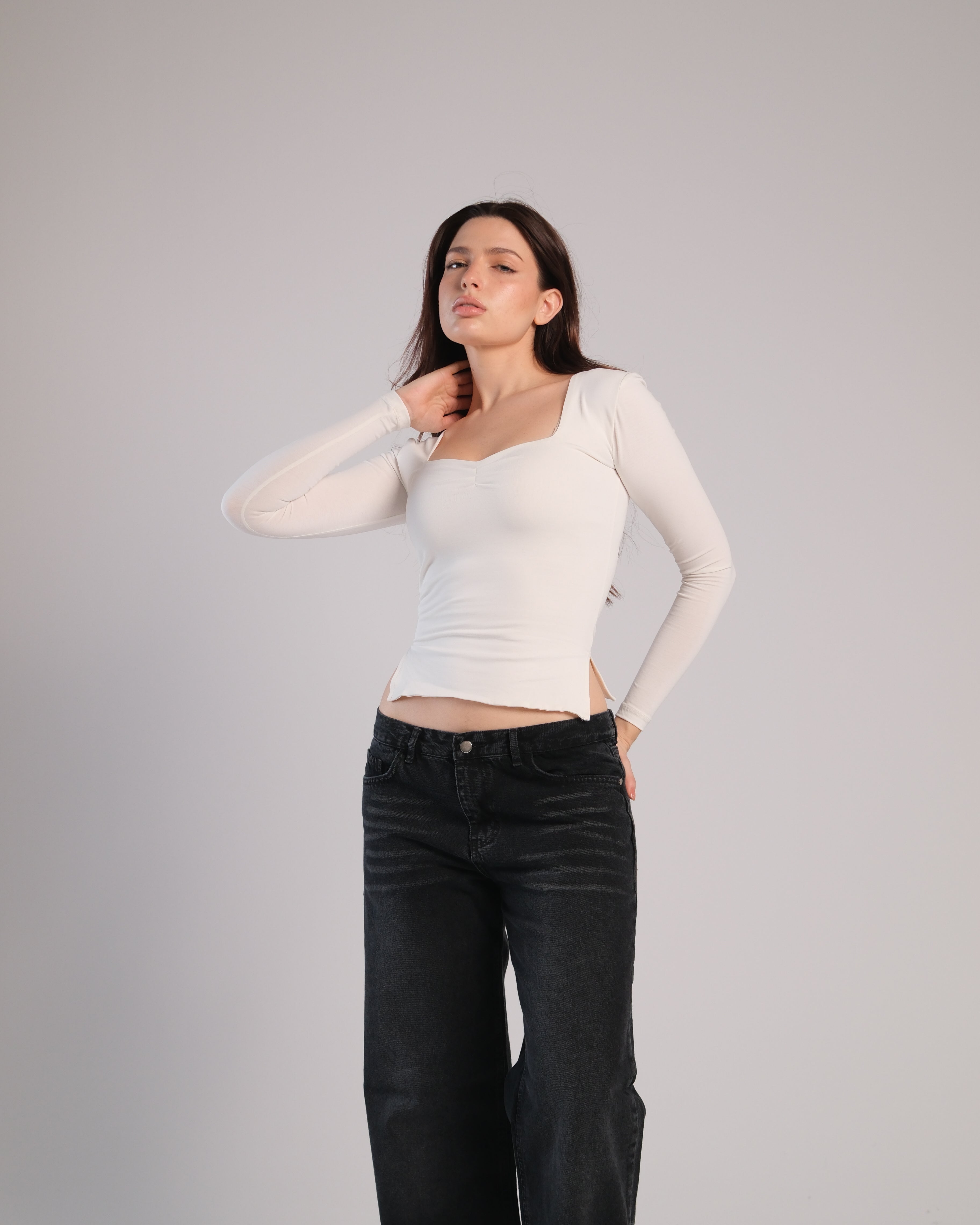 Heart Neckline Long Sleeve Contour Top