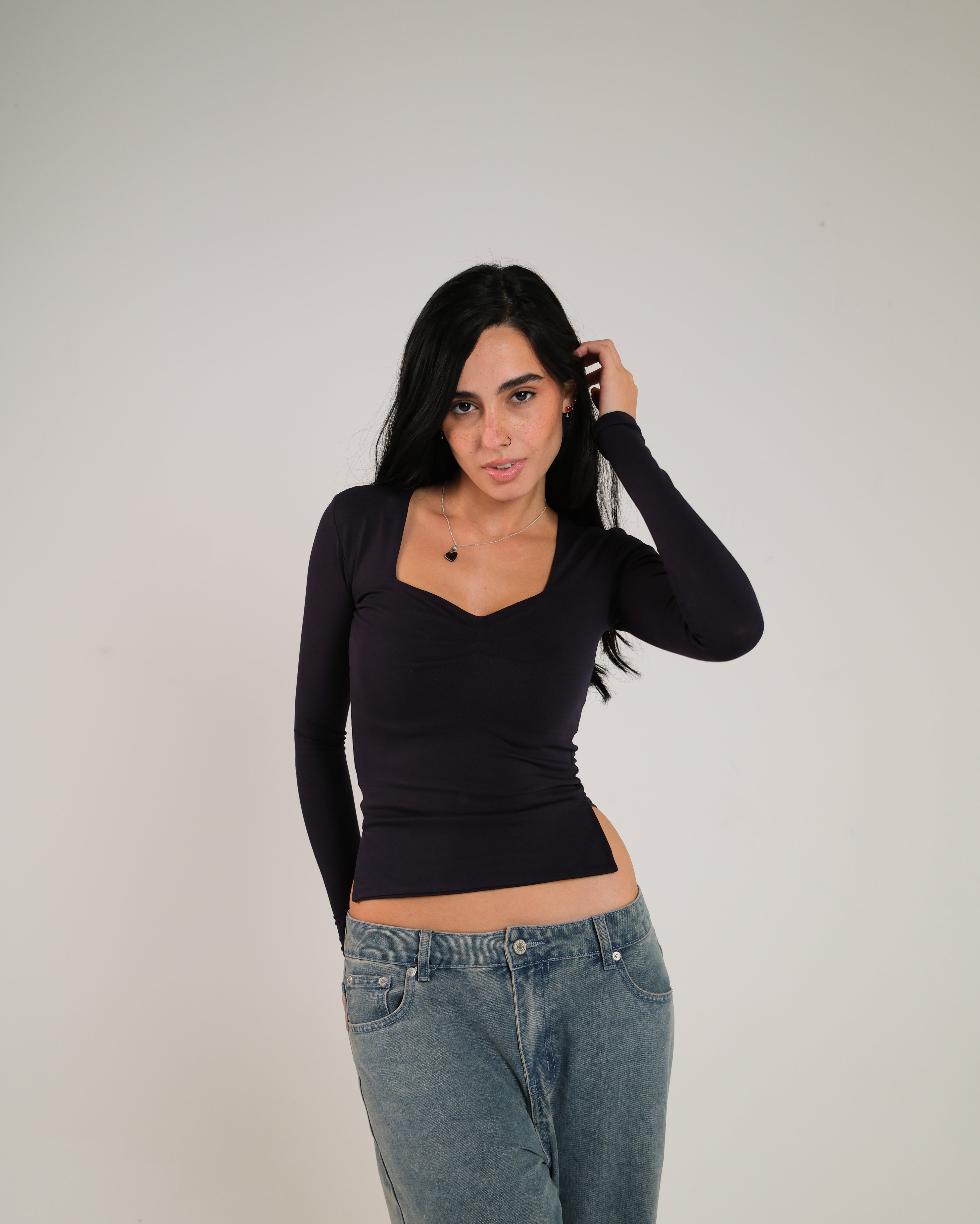 Heart Neckline Long Sleeve Contour Top